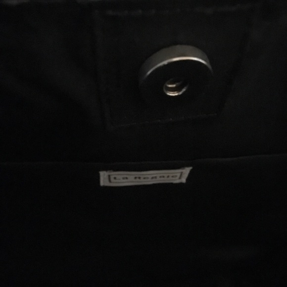 La Regale Sequins Bag - Picture 5 of 5